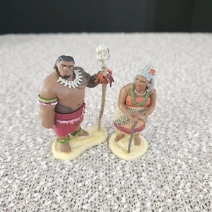 Disney Moana Chief Tui & Grammy PVC 4" - Tortenaufleger - Bild 1 von 9