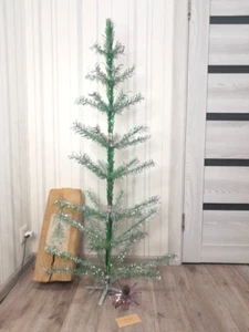 CHRISTMAS. SILVER FIR-TREE. Vintage Artificial Aluminum. CHRISTMAS TREE USSR - Picture 1 of 12