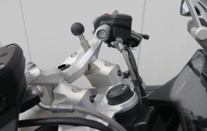 Elevadores de manillar para BMW R1250RS y R1200RS barras de movimiento 35 mm atrás y 20 mm arriba Barback - Imagen 1 de 4