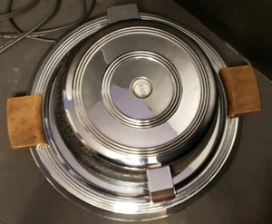 Vintage Manning-Bowman Electric Waffle Maker UFO Art Deco - Picture 1 of 7
