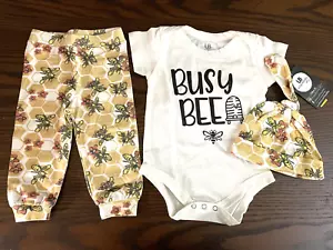 Unique Baby Boys or Girls Busy Bee Fall Layette One piece top Cap & Pants New - Picture 1 of 10