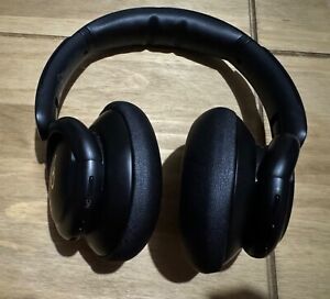 Soundcore Life Q30 Black Hybrid Noise Canceling Headphones Working but bad pads