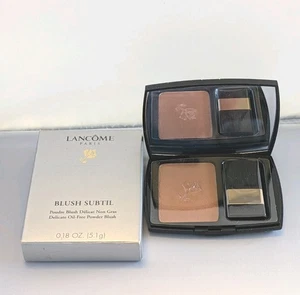 Rubor en polvo delicado Lancome Blush Sutil BRONCE BRILLO 0,18 OZ 5,1 G - Imagen 1 de 24