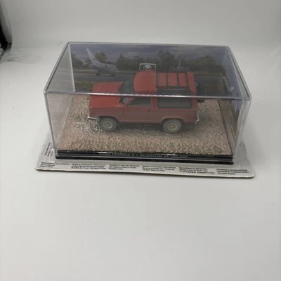 FORD BRONCO II 2 MODEL CAR JAMES BOND QUANTUM OF SOLACE FILM 1:43 SCALE - Image 1 of 3