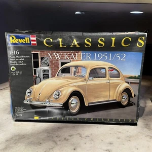 VTG Revell Classics 1/16 VW Volkswagen Beetle Kafer 1951/52 Bug Model Kit 7488 - Picture 1 of 13