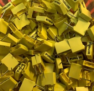 100 X MSC0.1-J-100  0.1uf  100v  5% Polyester Capacitor 5mm 100nf - Picture 1 of 3