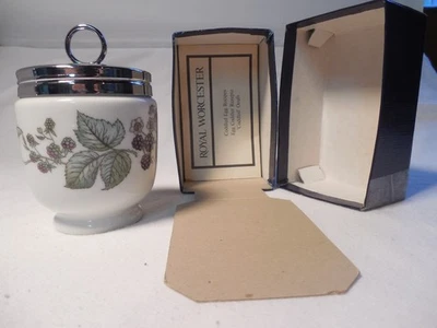 Royal Worcester King Size Lavinia Egg Coddler | Porcelana | Hojas de moras Foto 1 de 4