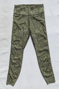 Nike Dri Fit US Damen Leopardendruck mittlerer Anstieg Kompression 7/8 Leggings schlank - Bild 1 von 5