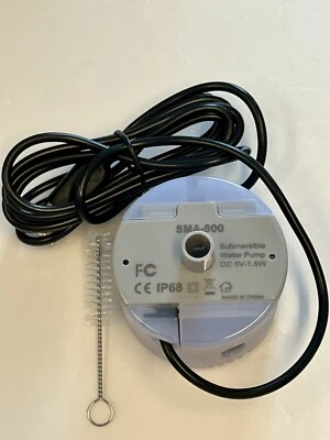 Bomba fuente agua sumergible para mascotas modelo SMA-800, enchufe USB 5V Foto 1 de 4