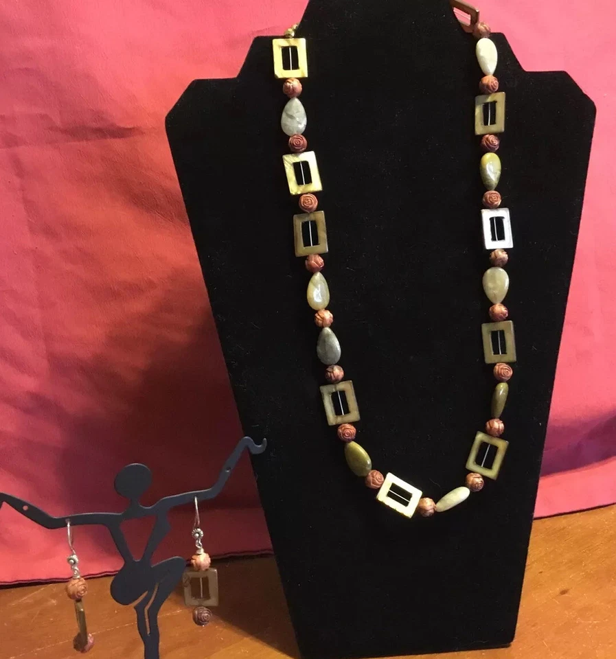 Agate, abalone, wood necklace with earring set  - Image 1 of 4