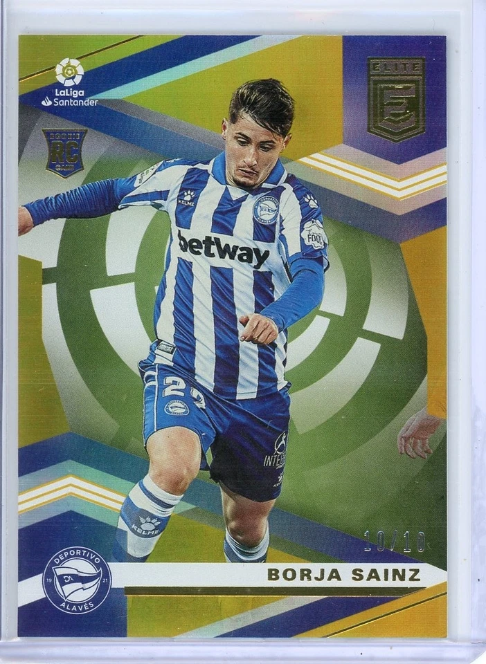 2020 Panini Chronicles Elite La Liga Borja Sainz #29 Gold /10 Rookie RC - Image 1 of 2
