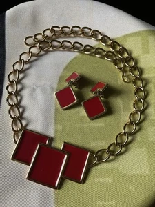 Awesome Vintage Modernist/ MCM Monet Red Enamel & Gold Tone Metal Necklace & ER - Picture 1 of 9