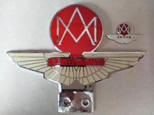 ASTON MARTIN OWNERS CLUB GRILL BADGE & A.M.O.C DASH BADGE RARE COMBINATION - Picture 1 of 10