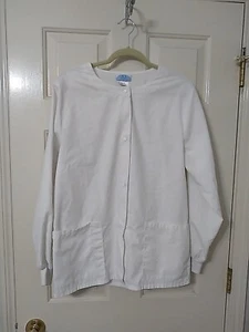 SB Scrubs Unisex WHITE LONG SLEEVE SZ S snap up jacket 2 POCKETS - Picture 1 of 8