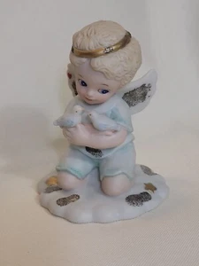 Bronson Collection Bundles of Love Figurine Small Angel with Birds - Picture 1 of 6