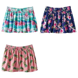 SO Girls Plus Size 10 1/2 Graphic Print Soft Shorts Floral 100% Rayon NEW $26 - Picture 1 of 2