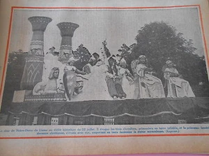 Le Char de Notre Dame de Liesse au défilé Historqie 3 chevaliers Print 1934 - Foto 1 di 1