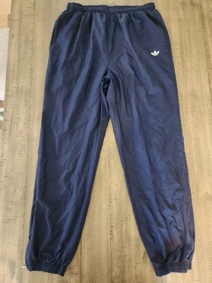 Pantalones de chándal Y2K Adidas azul marino para hombre L ligeros forrados de malla holgados de colección relajados Foto 1 de 4