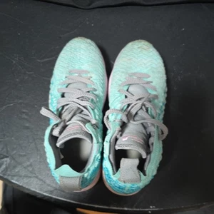 Nike Air Max Lebron XVII South Beach Basketballschuhe BQ5594-444 Größe 5,5Y - Bild 1 von 5