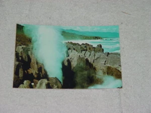 The Putai Blowhole Pancake Rocks Punakaiki West Coast New Zealand Post Card - Picture 1 of 3