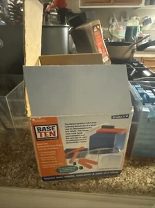 base ten blocks demostration cube-read - Picture 1 of 4