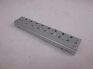 SMC 8 Position Manifold Block for Valve, Used - Picture 1 of 3