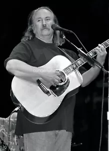 David Crosby - BW 8x10 Photo (Brand New) - Picture 1 of 1