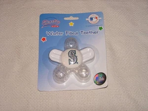 MLB Seattle Mariners Baseball Kleinkind Beißring H2O gefüllt NEU MIT MÄNGELN - Bild 1 von 1