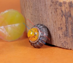 20X Remaches de tachuelas rápidos de flor amarilla turquesa para cartera con cinturón de cuero artesanal - Imagen 1 de 10