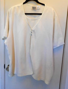 Cassini. Elfenbein Kurzarm Einteiler 3 Knopfleiste Pullover Oberteil Gr. 30/32W - Bild 1 von 3