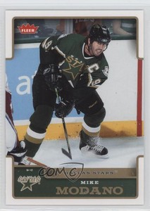 2006-07 Fleer Mike Modano #62 HOF
