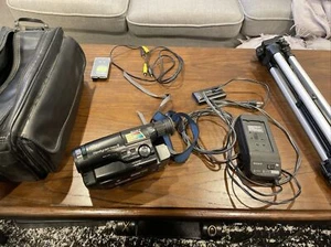 Sony Video 8 XR 8mm Handycam CCD-TRV15 Camcorder Didn’t Turn On 1367 - Picture 1 of 10