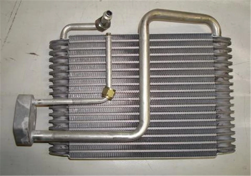 NEW REAR A/C EVAPORATOR CORE FITS CHEVROLET SUBURBAN 1500 2500 2000-06 89019057 Foto 1 de 1