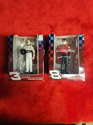 Bonita figura NASCAR #8 Standing Dale Earnhardt Jr. y #3 Dale adorno de Navidad Foto 1 de 4