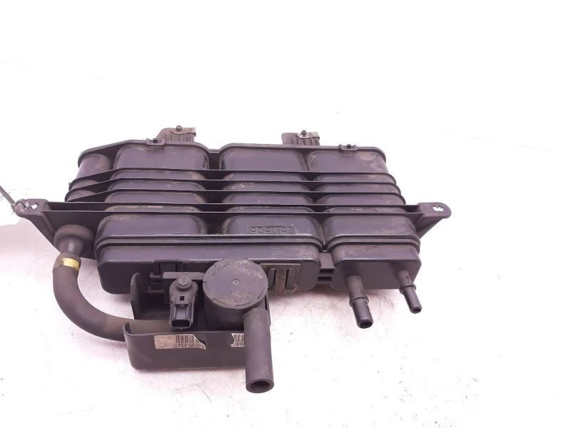 Bote de vapor de combustible de 3,0 L para Ford Fusion 9E519E857bc 2010-2012 Foto 1 de 4