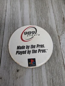 Vintage Promotional 989 Sports Playstation PS Pin Pinback - Imagen 1 de 3