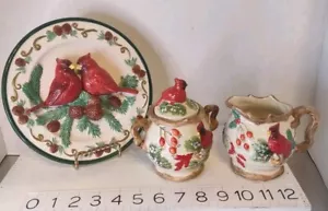 Set crema e zucchero uccellino natalizio cardinale rosso con piatto abbinato vintage - Foto 1 di 21