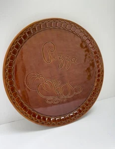 Plato grande para servir pizza de cerámica marrón vintage de mediados de siglo - Imagen 1 de 4