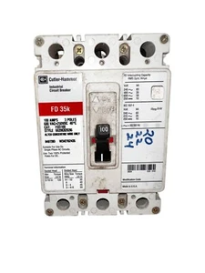 Interruptor de caja moldeada Eaton/Cutler-Martillo FD3100 100A 3P 600V - Imagen 1 de 6