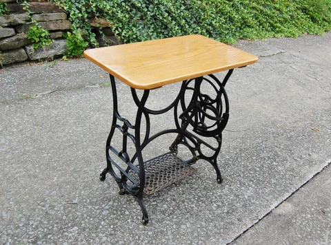 Table Made w/ Treadle Sewing Machine Cast Iron /Solid Oak Top 29" LOCAL PICKUP Cover