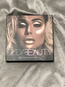 Huda Beauty 3 DIMENSIONAL HIGHLIGHTER PALETTE MELTED CREAM & POWDER - Picture 1 of 10