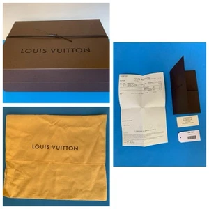 LOUIS VUITTON Leerkarton, Staubbeutel, Papiere & Originalbeleg 13,5x10x4,75" - Bild 1 von 19
