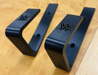 (25 CONJUNTOS) Soportes de montaje en pared para cinturón de campeonato de la WWE negros - Ganchos de exhibición de pared Foto 1 de 4