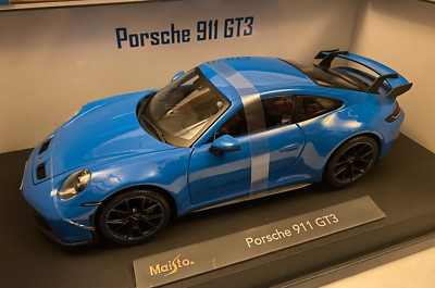 APYCARS Porsche GT3 1/18 Le Mans 2000 – Noir, Miniature Métal Ultra Rare (sans Marque BBR/Spark)