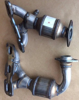 Fits:01-07 FORD ESCAPE, 01-06 MAZDA TRIBUTE, 05-07 MERCURY MARINER FRONT / REAR - Image 1 of 4