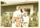 1960er AMERIKANISCHE FAMILIE Vintage GEFUNDENES FOTO Farbe ORIGINAL PORTRÄT 31 52 D