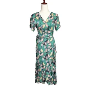 C+D+M NWT Green Floral Wrap Dress Short Sleeve Knee Length Size M - Picture 1 of 8