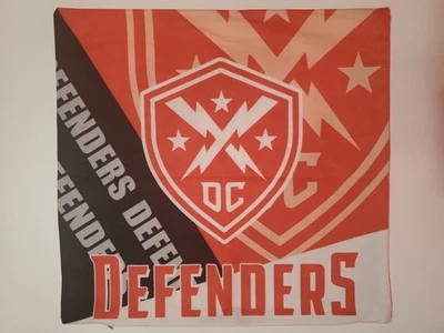Футбольная наволочка DC Defenders XFL 17 x 17 дюймов - Изображение 1 из 2