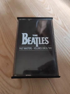 The Beatles – Past Masters Volumes One & Two - 2 Cassette Tape Set minor wear - Picture 1 of 9