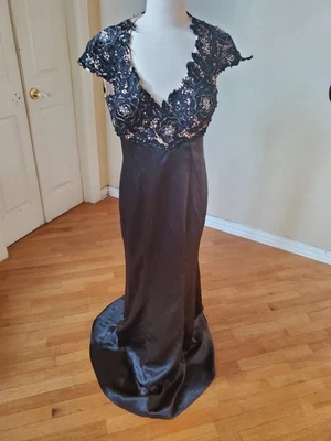 Vestido Franssical Talla 8 Nuevo Con Etiquetas Foto 1 de 4